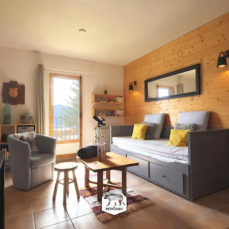 Le Petit Ours & Le Petit Cerf - Vue & Montagnes Apartment